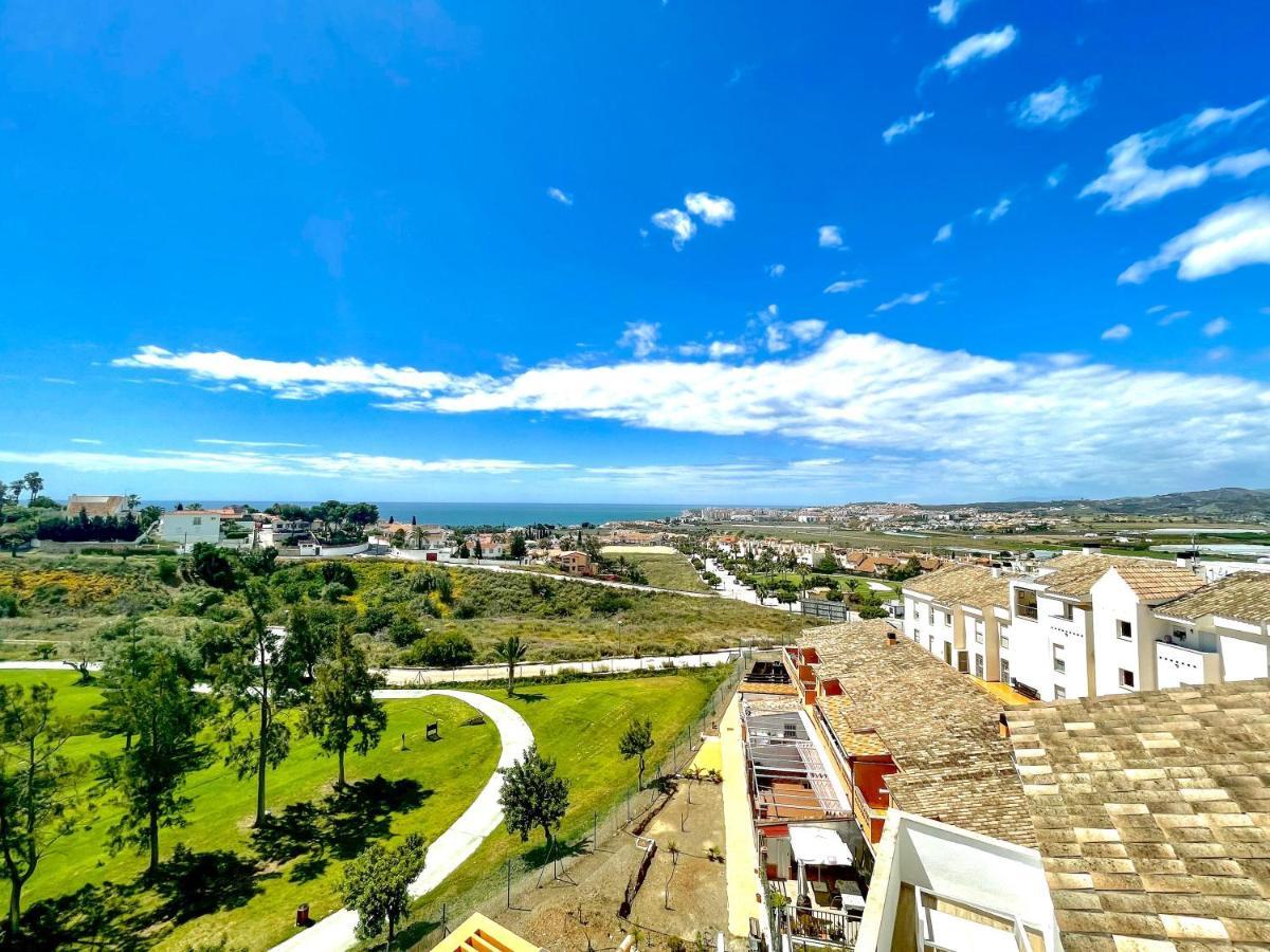 Atico Las Palmeras Golf And Sea Velez Malaga Dış mekan fotoğraf